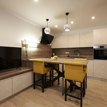 Sunny Side Apartmán *